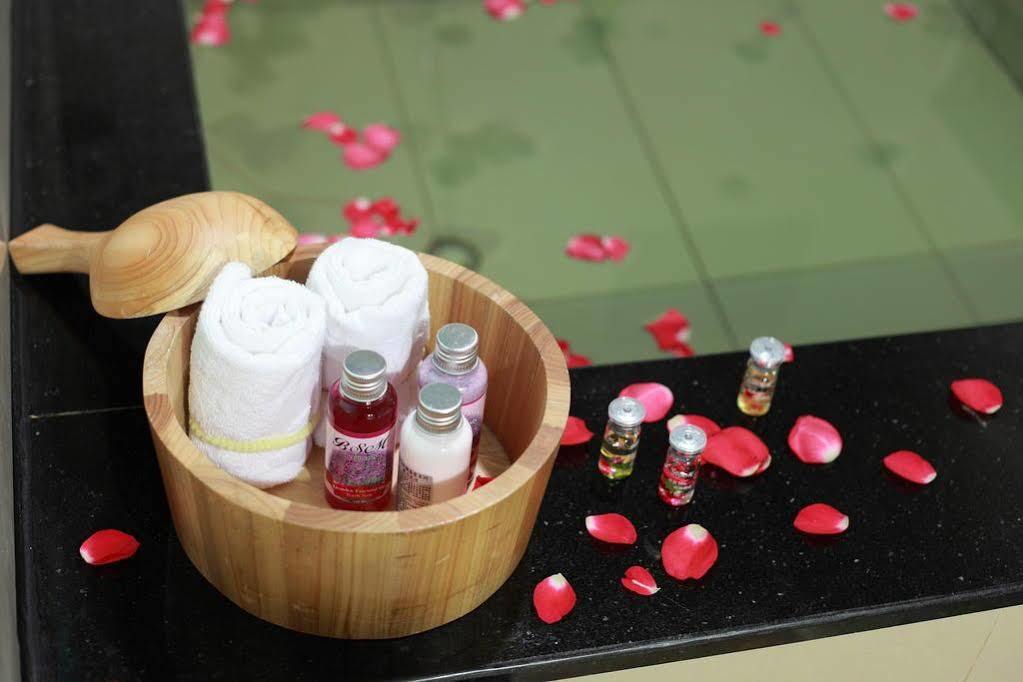 Jin Yong Quan Spa Hotspring Resort Wanli Exterior foto